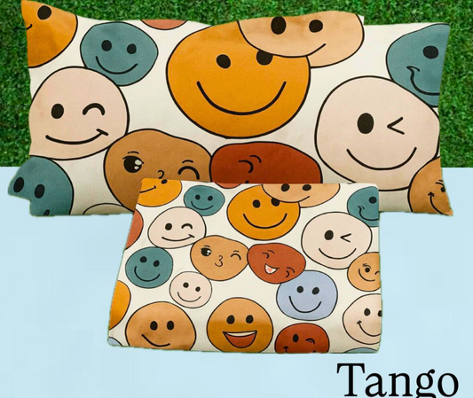 Tango Spade-01 Playful Smiley Face Bedsheet Set – Fun and Vibrant Comfort