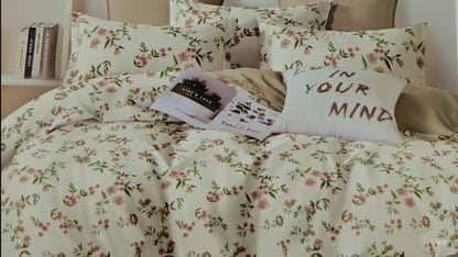 Sky Homes (1+2) Bedsheet Set